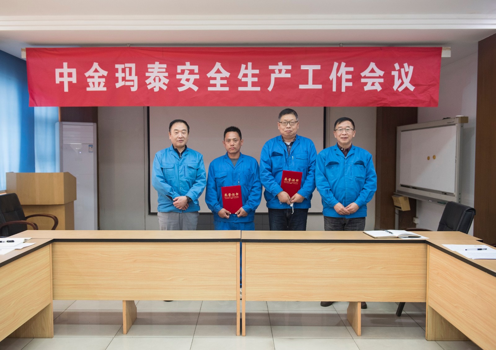 1652838484826430.jpg 1652838484826430.jpg